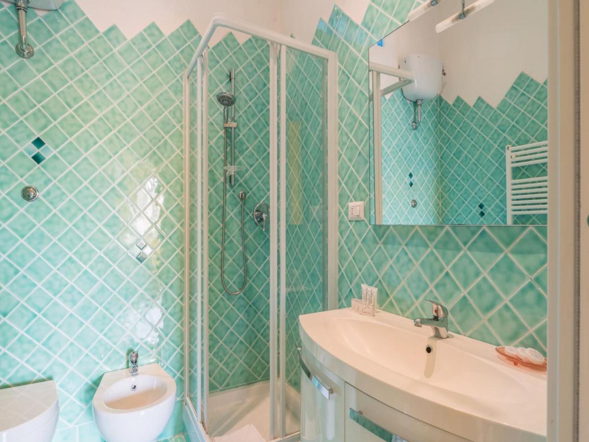 The Best Rent - Colourful Two-Bedroom Apartment Near Termini Station Roma Exterior foto