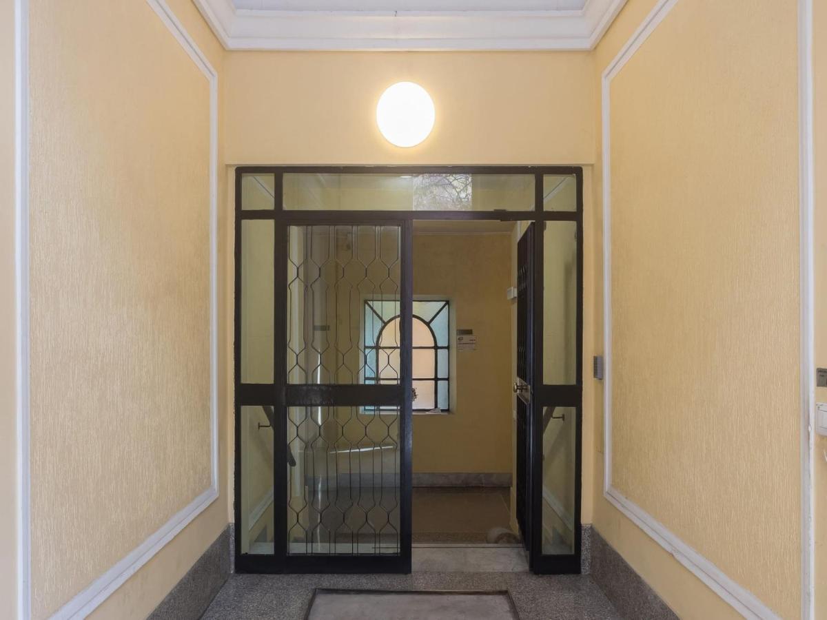 The Best Rent - Colourful Two-Bedroom Apartment Near Termini Station Roma Exterior foto
